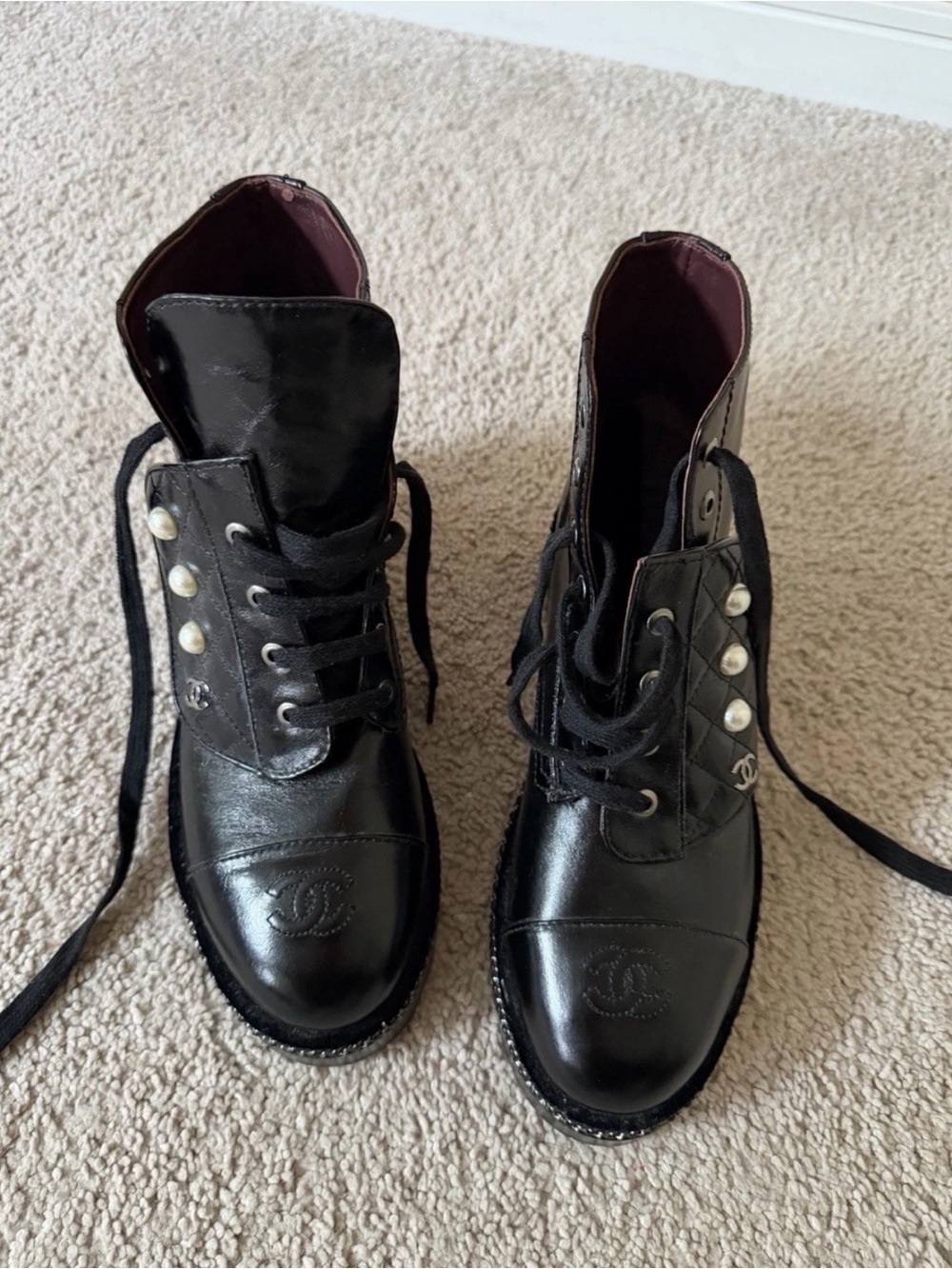 CHANEL Black Quilted Pearl-Accent Lace-Up combat Boots 9 - Picture 7 of 8